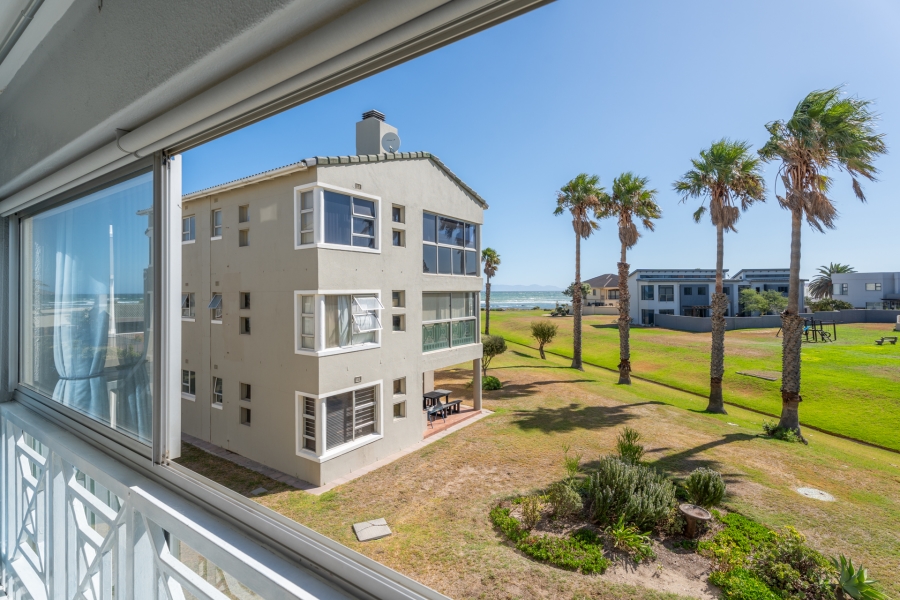 To Let 3 Bedroom Property for Rent in Greenways Golf Estate Western Cape